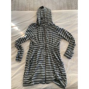 A Pea In The Pod Maternity Hoodie